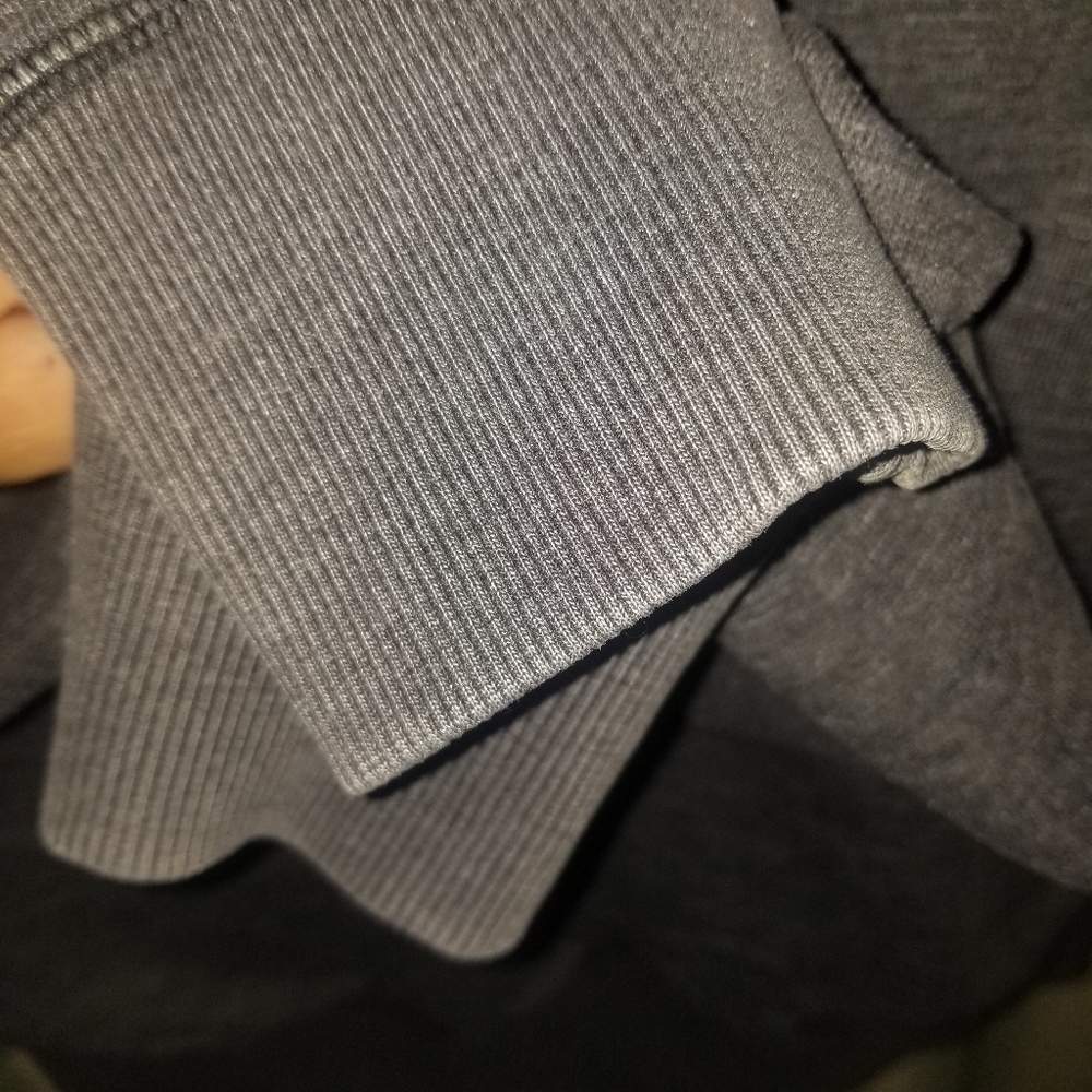 Mens medium Fox Hoodie - Picture 2 of 5